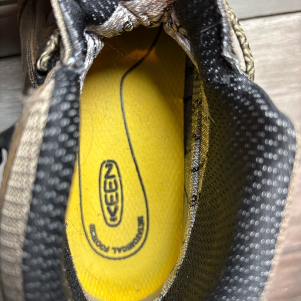 Keen Brown Outdoor Boots Detroit Mid Ankle Support Rugged Sole Waterproof Wide - Picture 8 of 10